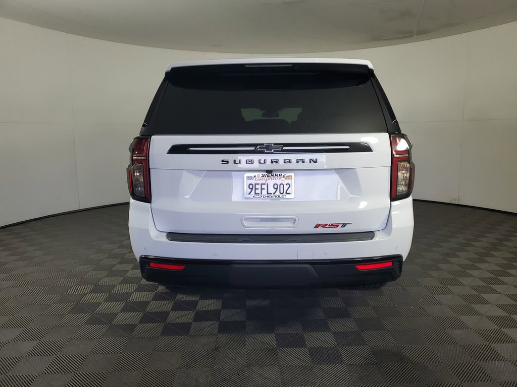 Used 2023 Chevrolet Suburban RST image 5