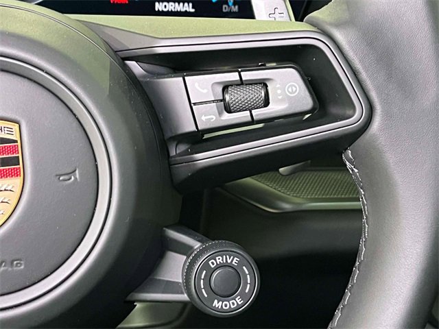 New 2025 Porsche Cayenne S image 40
