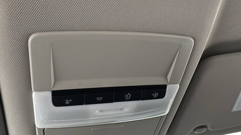Used 2023 Nissan Rogue S FWD image 30