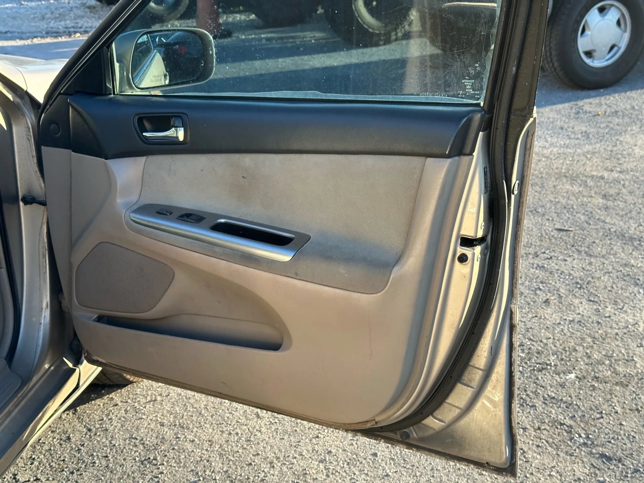 Used 2006 Toyota Camry SE FWD image 13