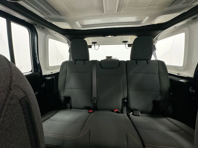 Used 2025 Jeep Wrangler Unlimited Sport AWD/4WD image 24