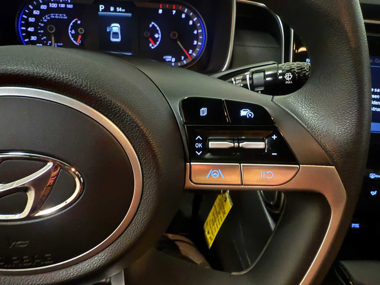 Used 2023 Hyundai Santa Cruz SE image 30