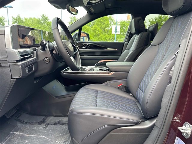 New 2026 Cadillac Escalade IQ Sport 1 w/ LPO, ONYX Package image 17