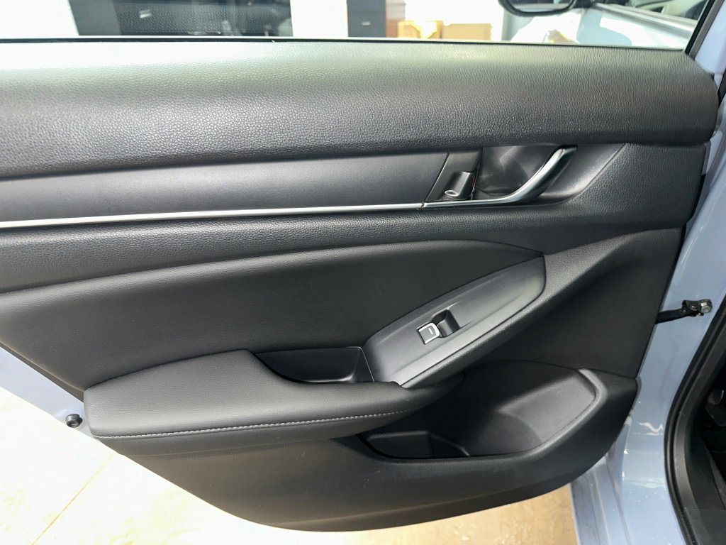 Used 2022 Honda Accord Sport Special Edition image 17