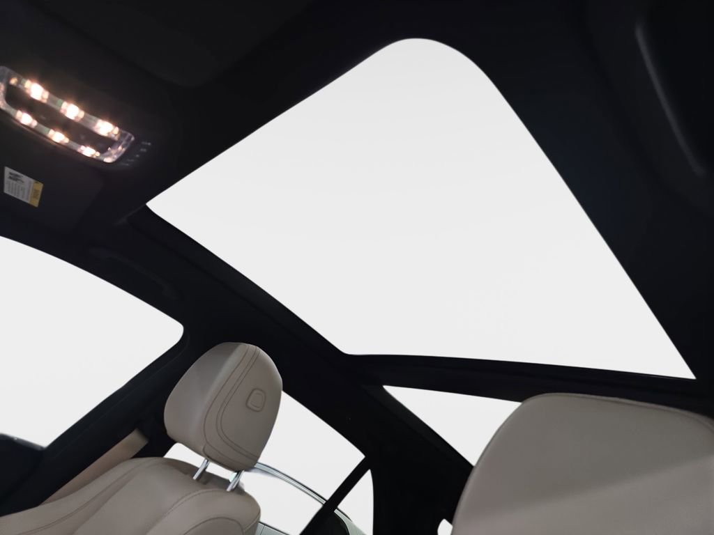 Used 2025 Mercedes-Benz GLE 450e 4MATIC image 29