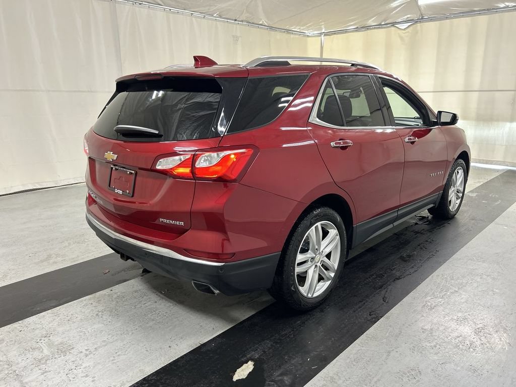Used 2019 Chevrolet Equinox Premier FWD image 2