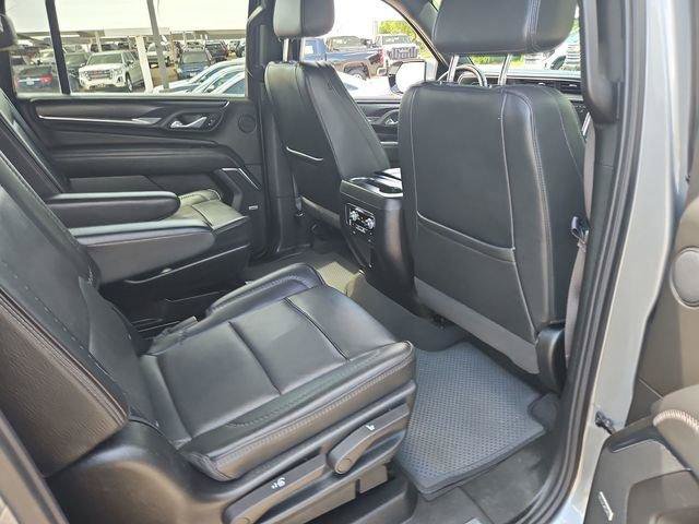 Used 2024 GMC Yukon XL Denali RWD image 26
