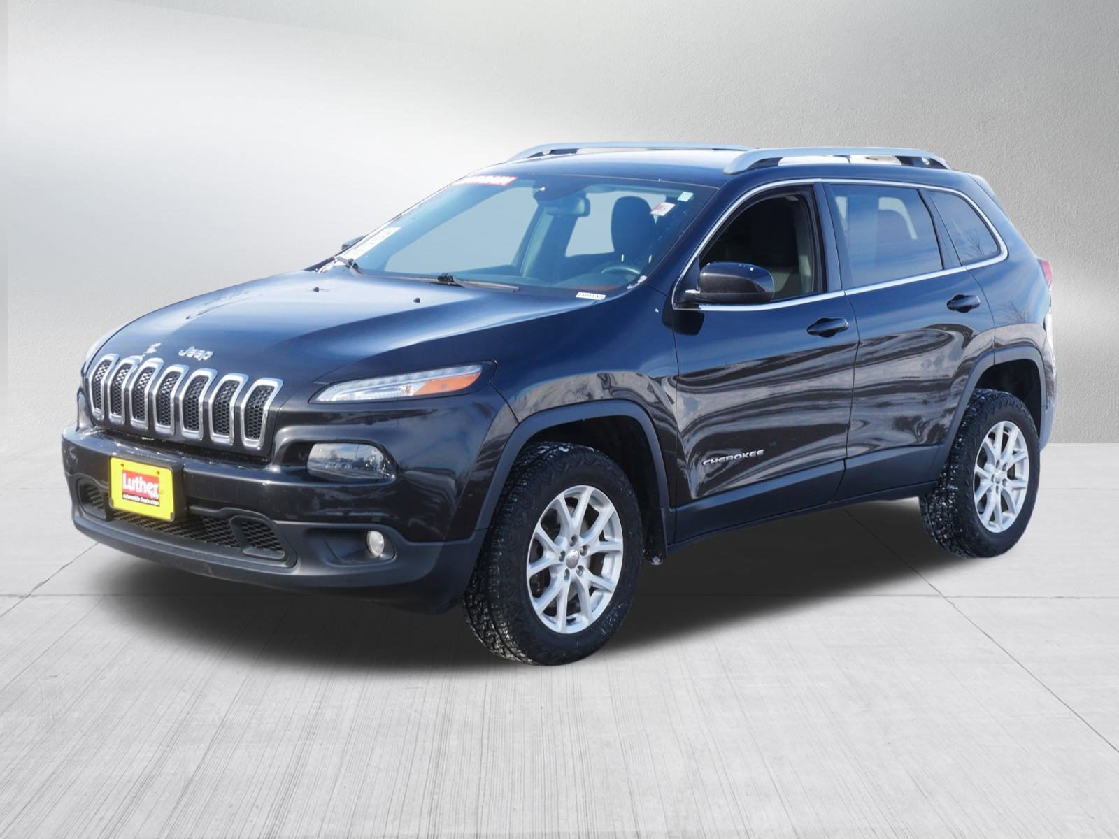 Used 2014 Jeep Cherokee Latitude w/ Cold Weather Group image 3
