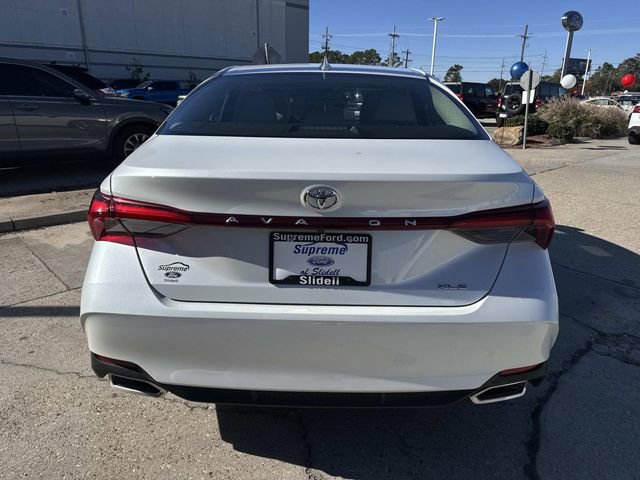 Used 2022 Toyota Avalon XLE image 5
