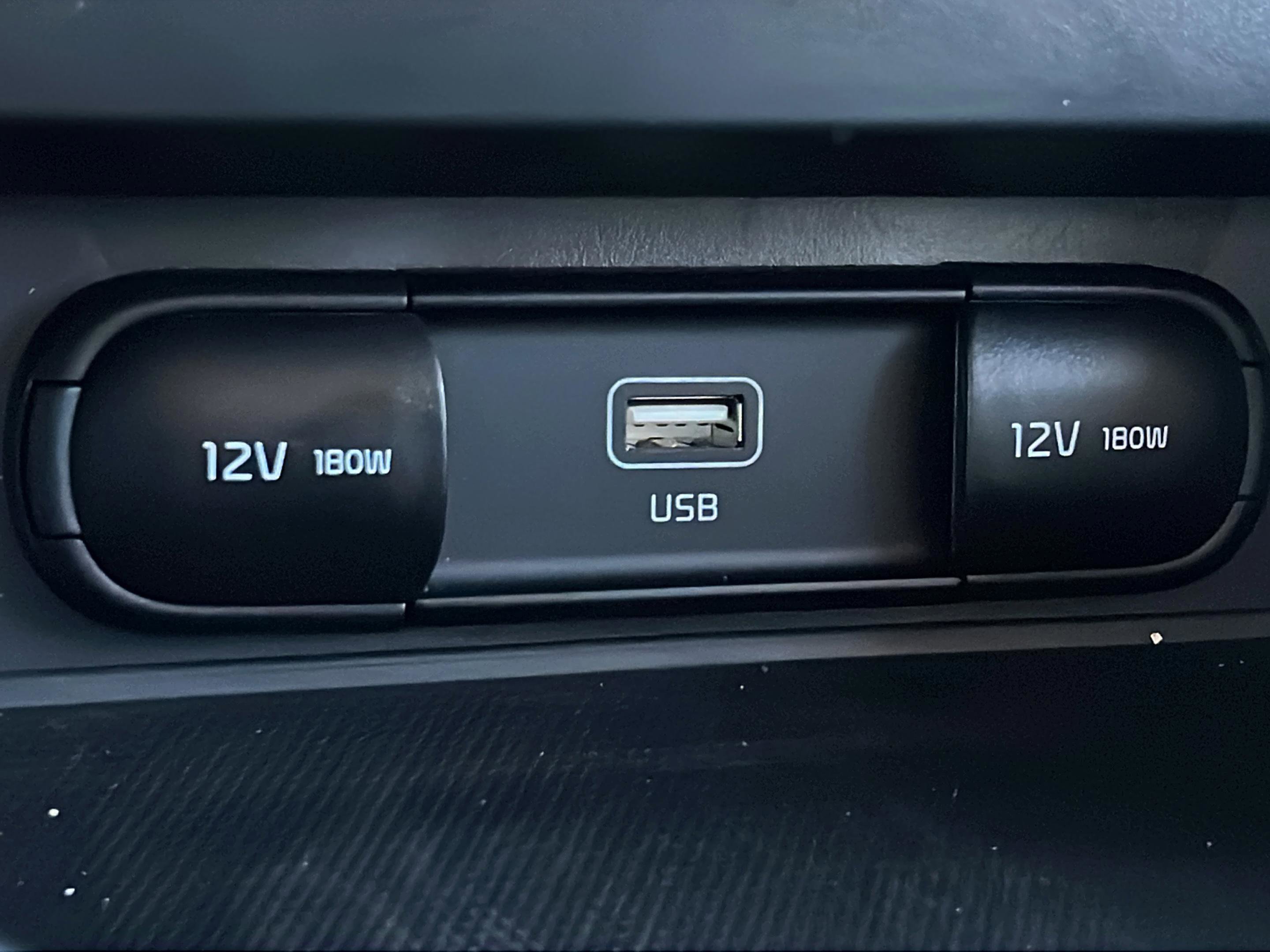 Certified 2023 Kia Soul LX w/ Option Group 015 FWD image 16