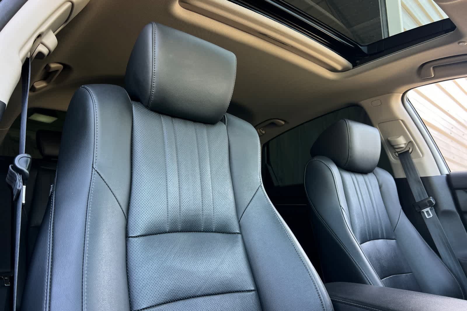 Used 2022 Honda Accord Touring image 18