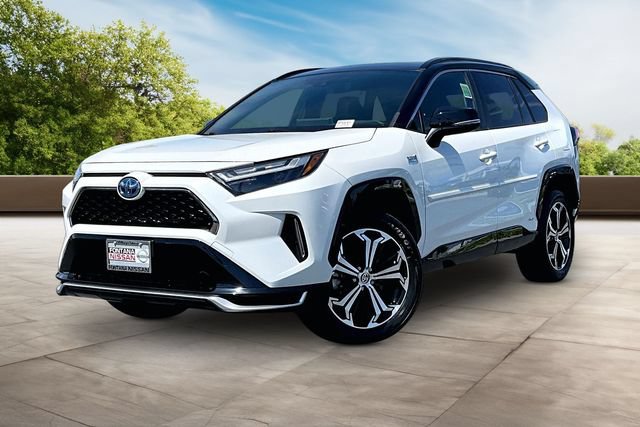 Used 2022 Toyota RAV4 XSE w/ Weather Package AWD/4WD image 3