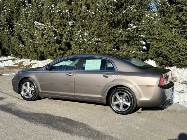 Used 2011 Chevrolet Malibu LT image 2