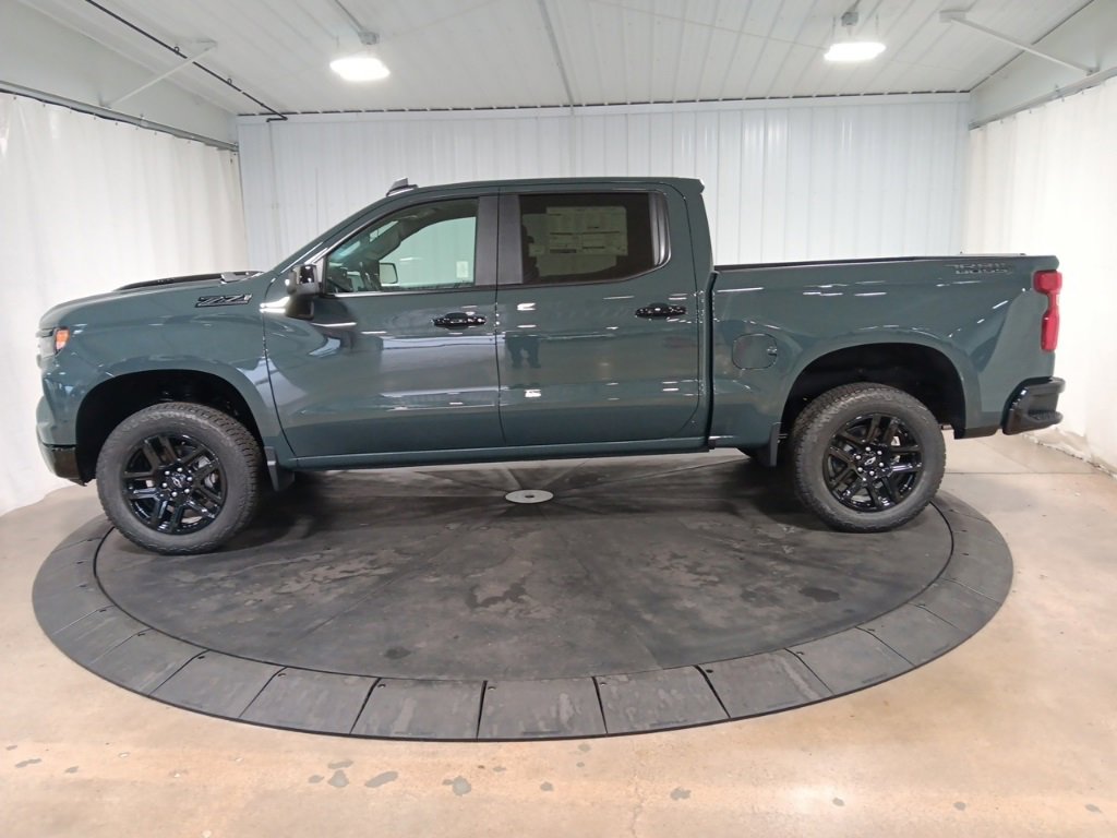 New 2026 Chevrolet Silverado 1500 LT Trail Boss w/ Dark Appearance Package image 2