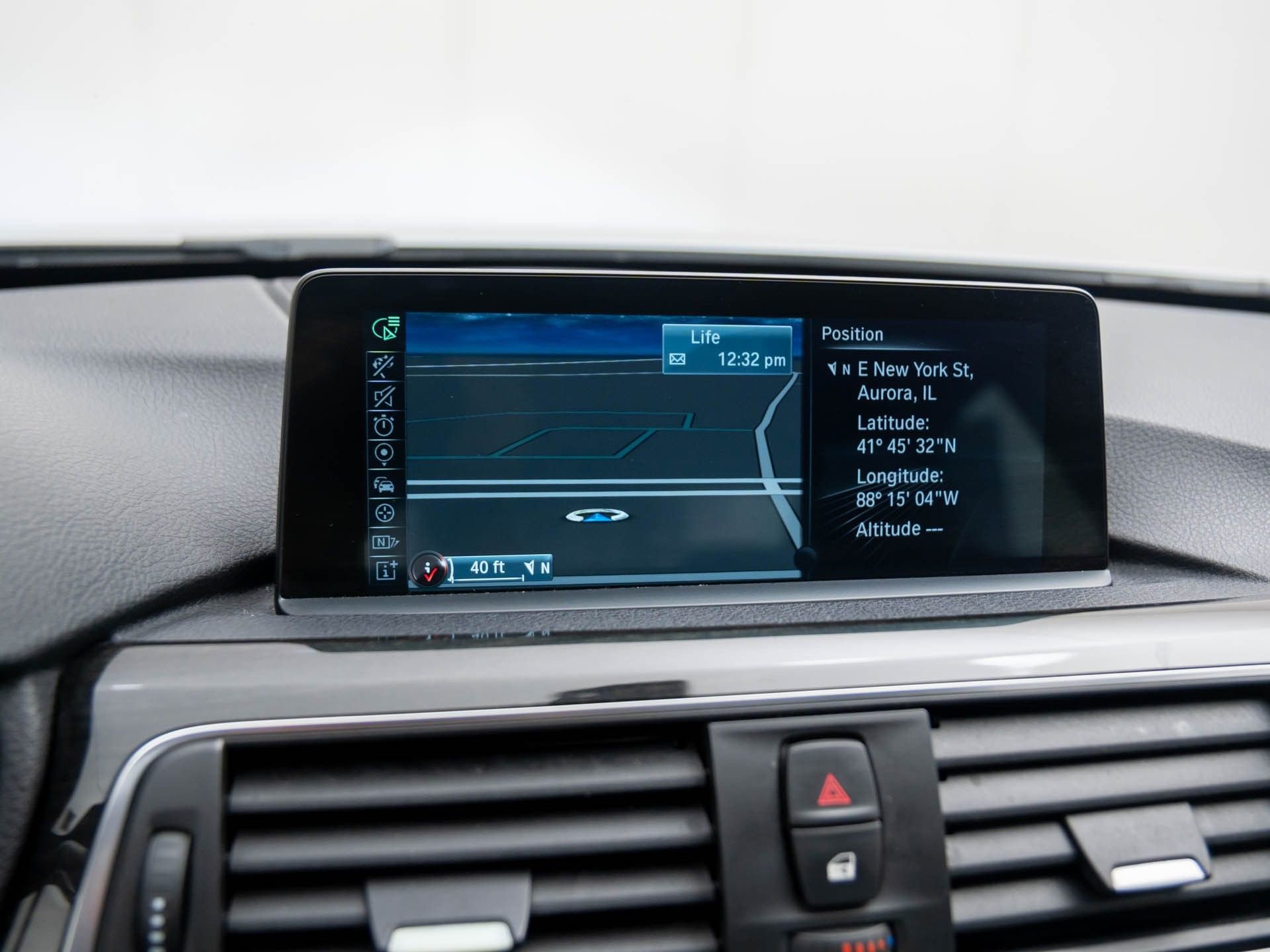 Used 2016 BMW 320i xDrive 320i xDrive image 27