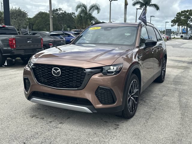 Used 2025 MAZDA CX-70 Plug-In Hybrid w/ Premium Plus AWD/4WD image 2