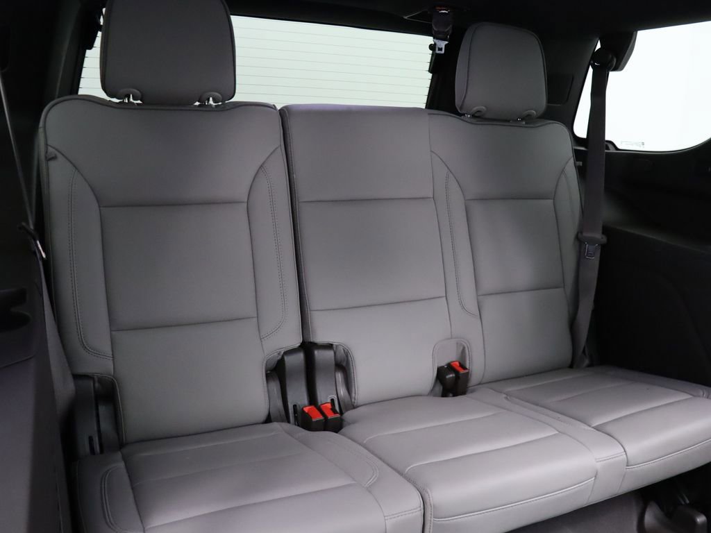 Used 2021 GMC Yukon SLT w/ SLT Premium Package AWD/4WD image 41