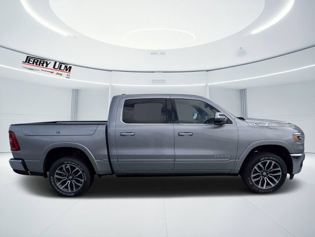 Used 2025 RAM 1500 Limited AWD/4WD image 2