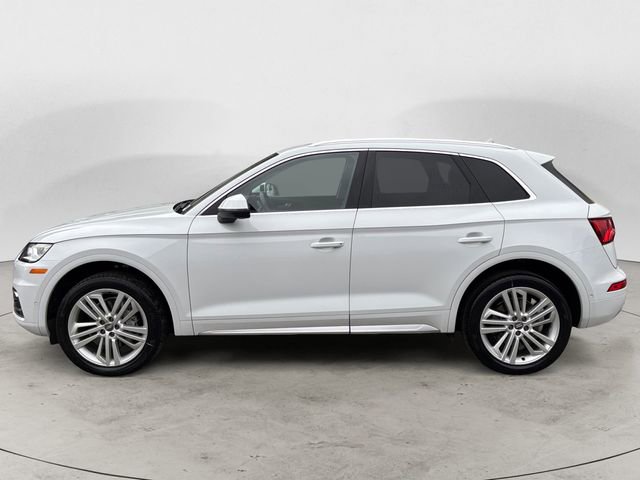 Used 2020 Audi Q5 Prestige image 2
