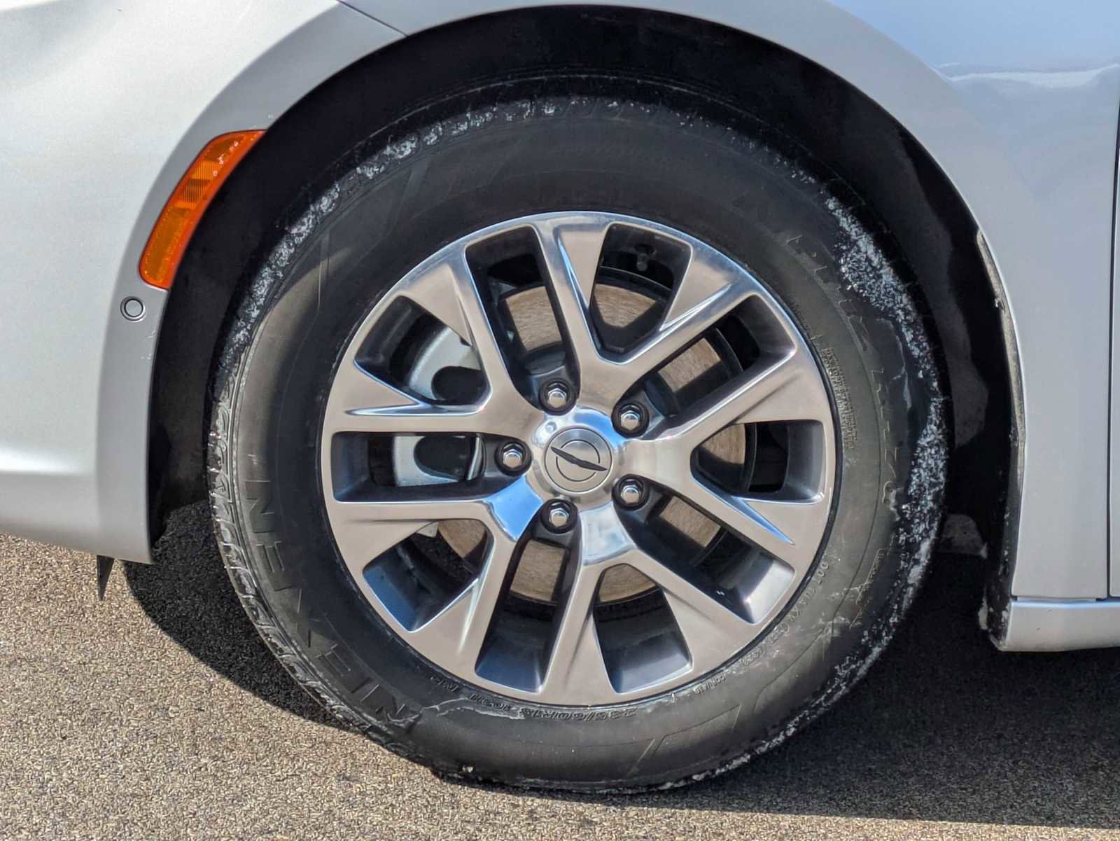 Used 2024 Chrysler Pacifica Pinnacle image 13