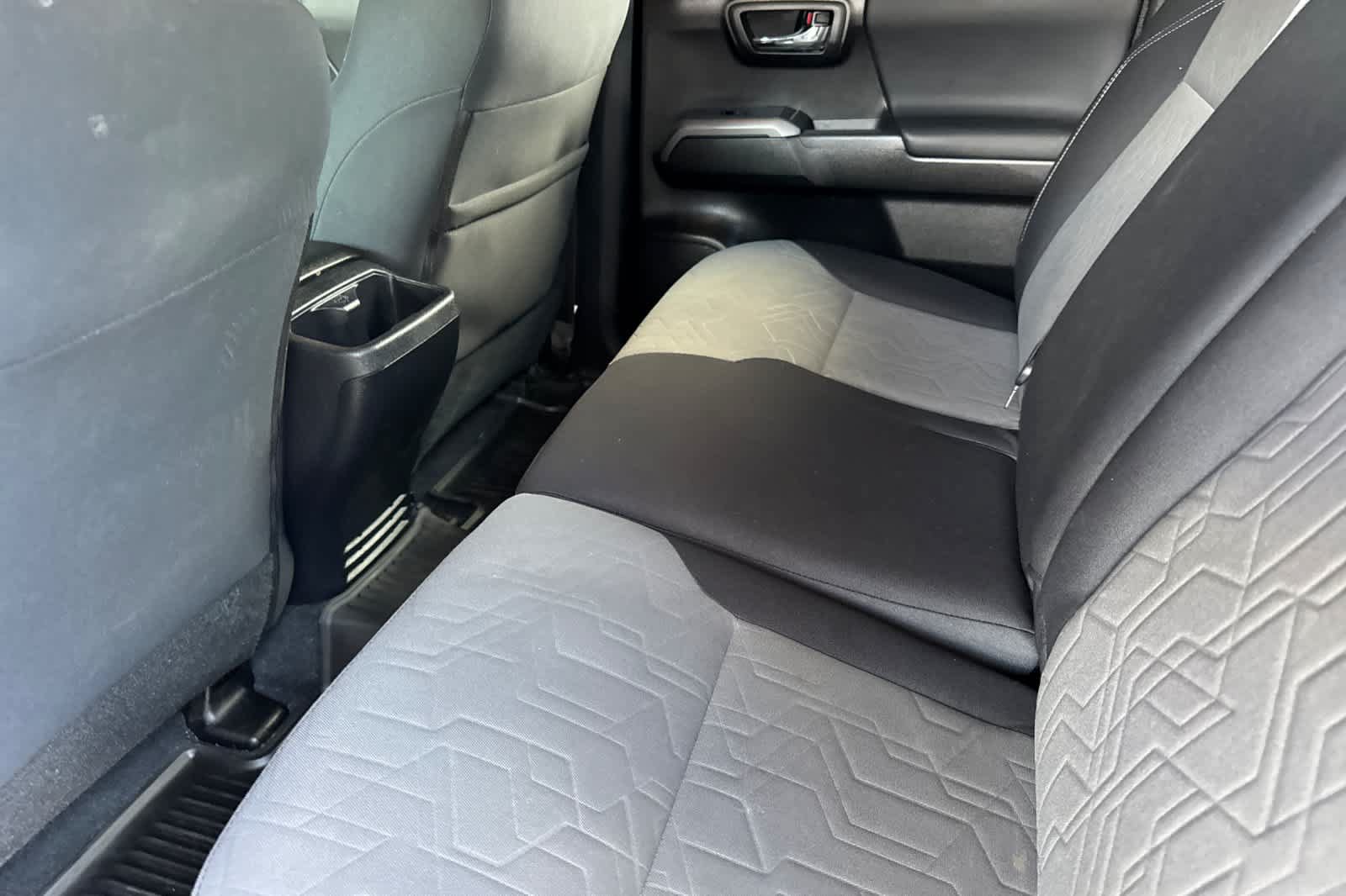 Used 2023 Toyota Tacoma TRD Off-Road AWD/4WD image 4