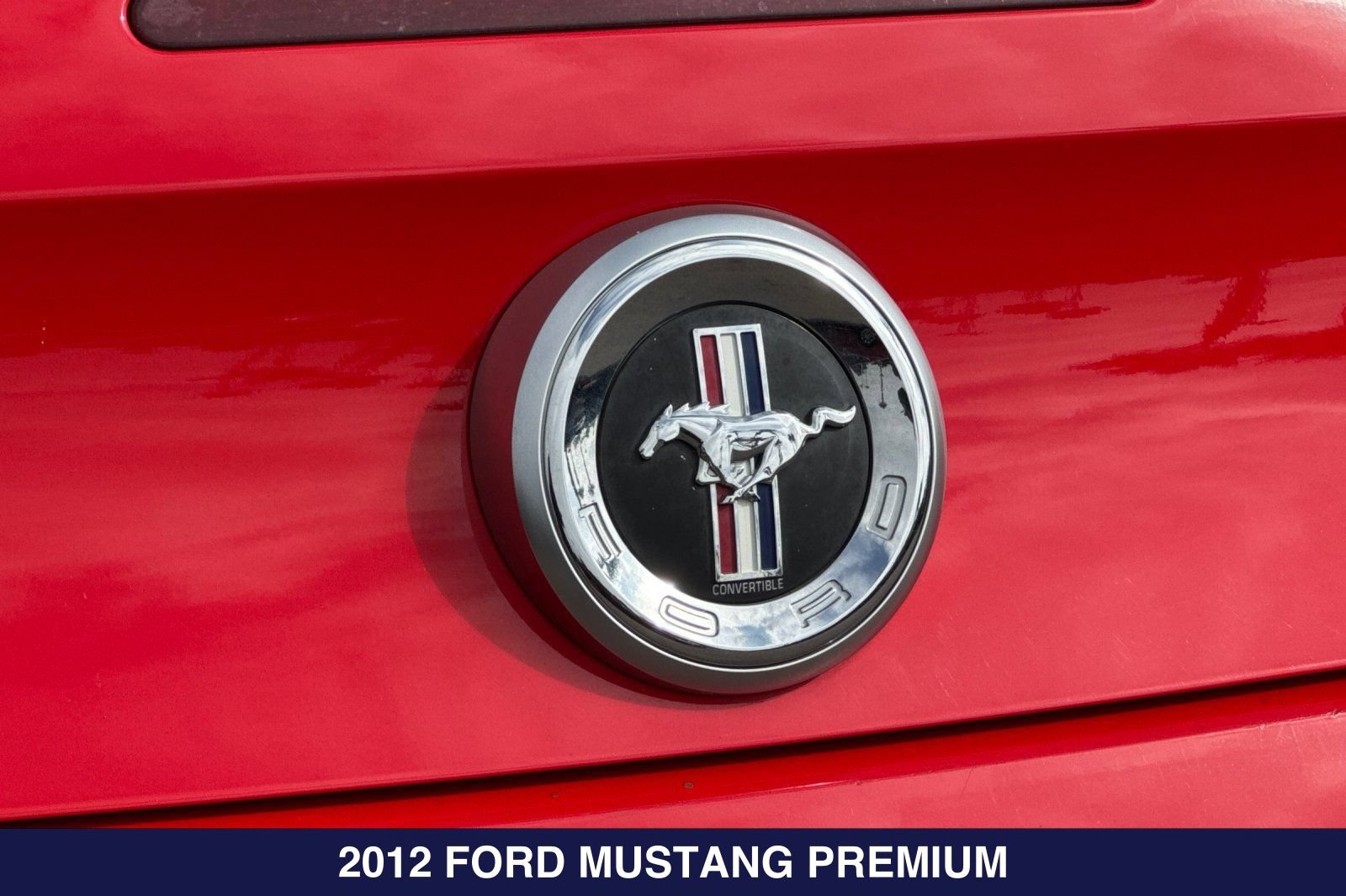 Used 2012 Ford Mustang Premium RWD image 25
