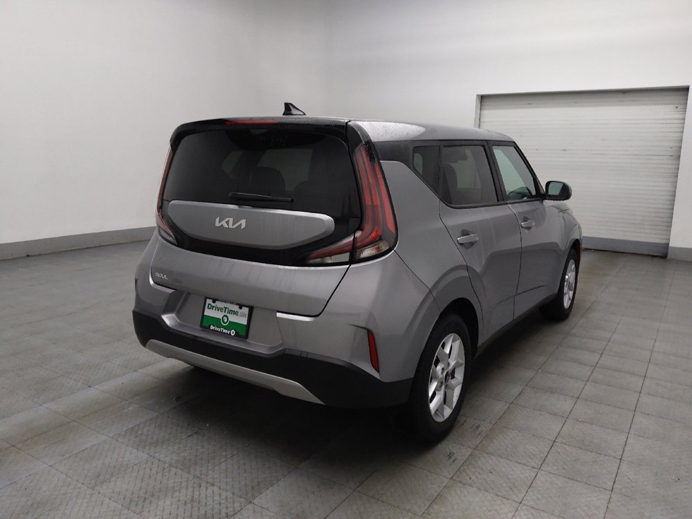 Used 2025 Kia Soul S image 9
