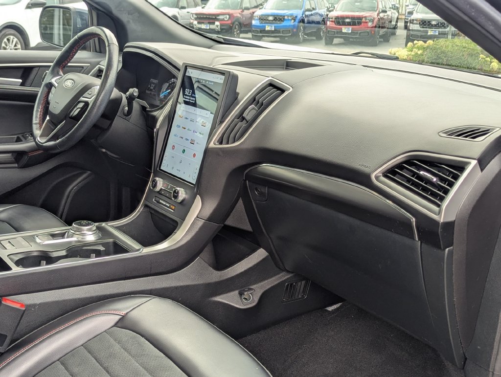Used 2023 Ford Edge ST-Line AWD/4WD image 27