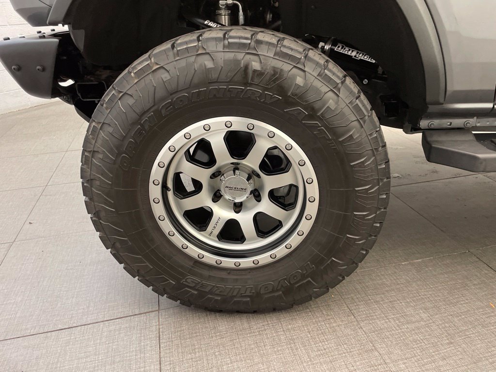Used 2022 Ford Bronco 2-Door AWD/4WD image 9