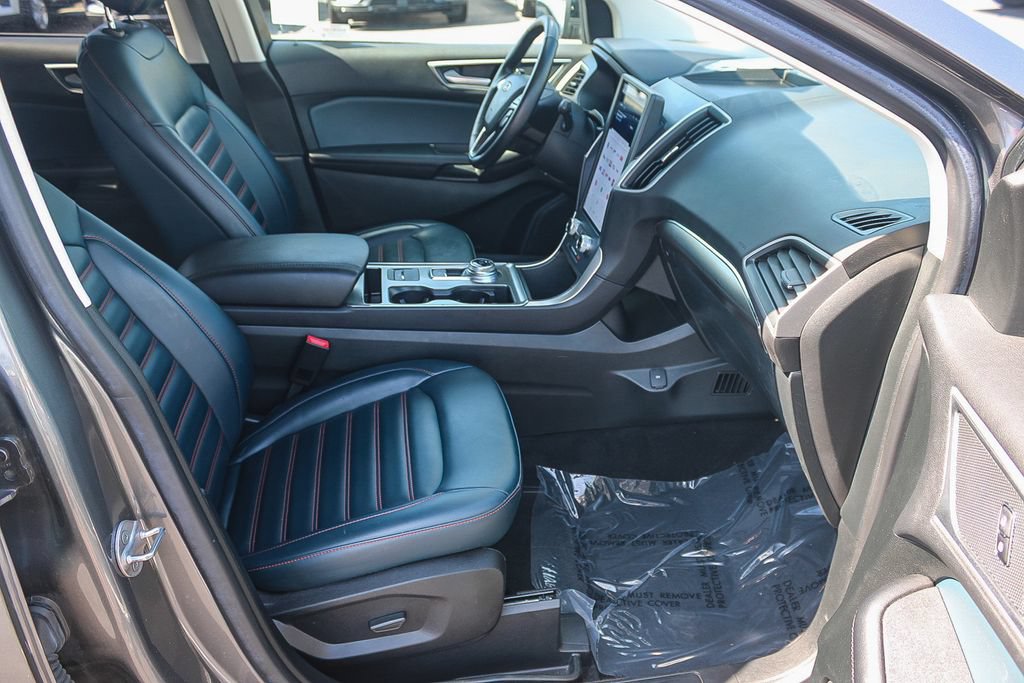 Certified 2023 Ford Edge SEL w/ Sport Appearance Package AWD/4WD image 18