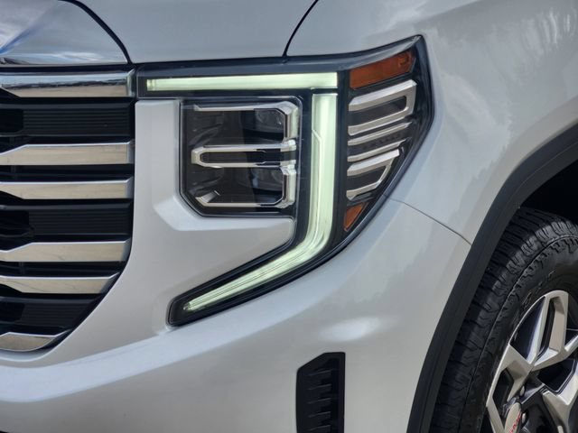 Used 2024 GMC Sierra 1500 SLT RWD image 8