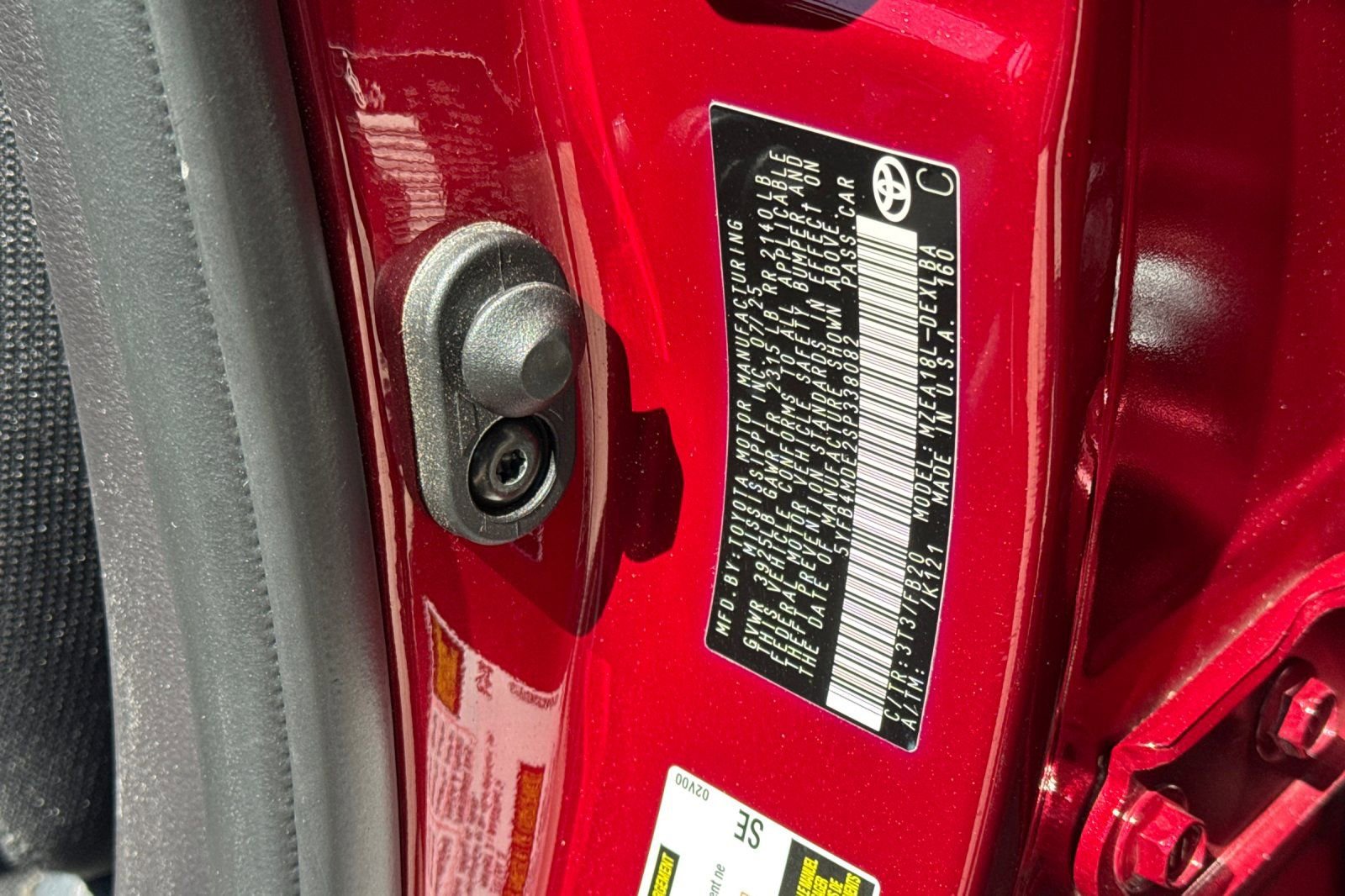 Certified 2025 Toyota Corolla LE FWD image 35