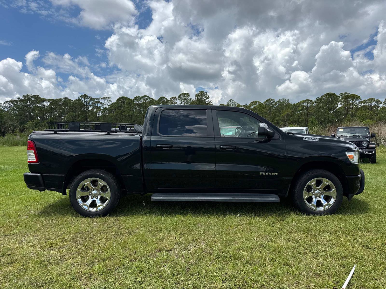 Used 2019 RAM 1500 Big Horn AWD/4WD image 2