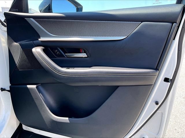 Certified 2025 MAZDA CX-70 Plug-In Hybrid w/ Premium Plus AWD/4WD image 12