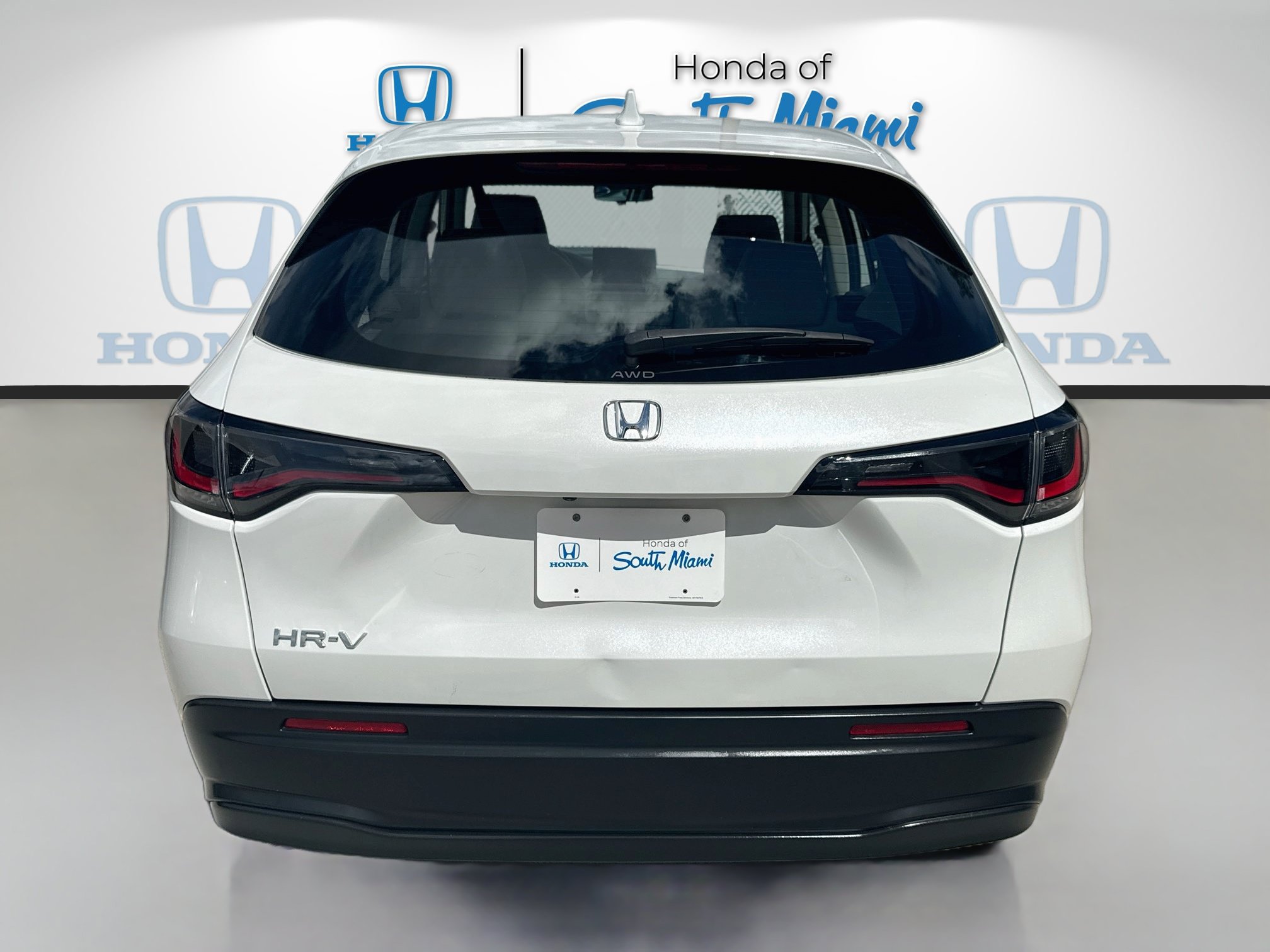 Used 2024 Honda HR-V LX image 6