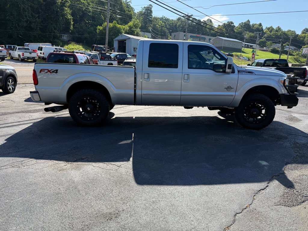 Used 2014 Ford F250 Lariat w/ Lariat Interior Package AWD/4WD image 18