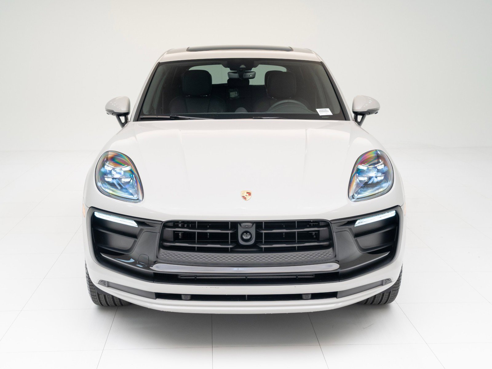 New 2026 Porsche Macan image 6