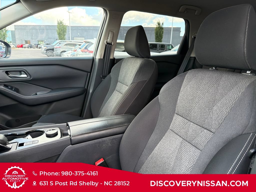 Certified 2024 Nissan Rogue SV AWD/4WD image 13