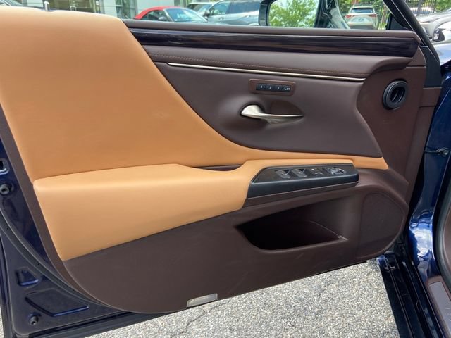 Used 2021 Lexus ES 350 w/ Premium Package FWD image 25