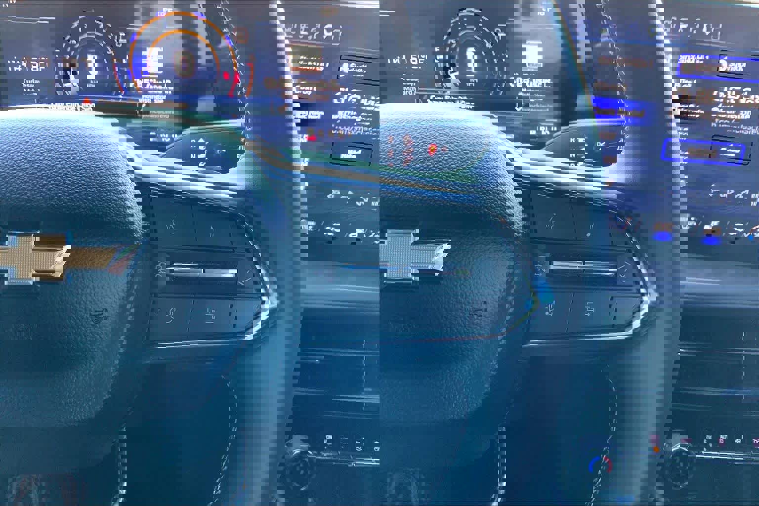 Used 2026 Chevrolet Traverse LT w/ Driver Confidence Package FWD image 24