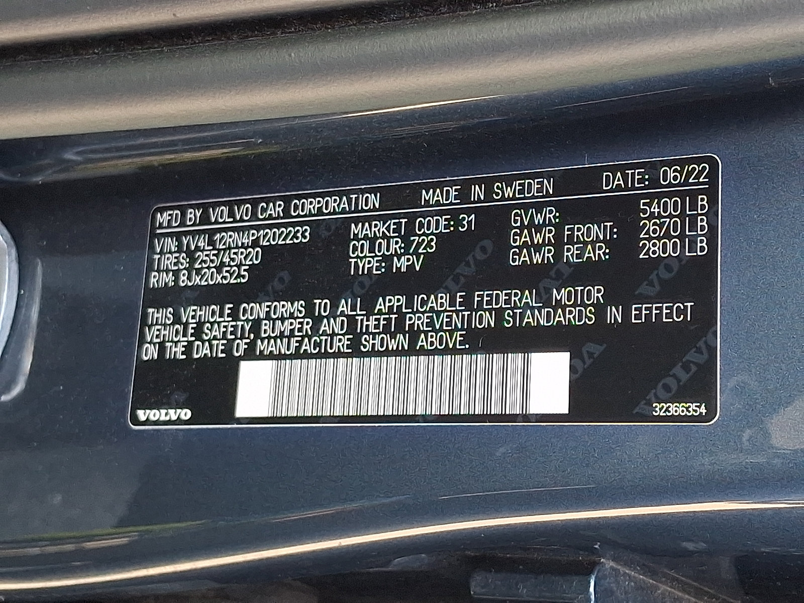 Certified 2023 Volvo XC60 B5 Plus w/ Climate Package AWD/4WD image 29