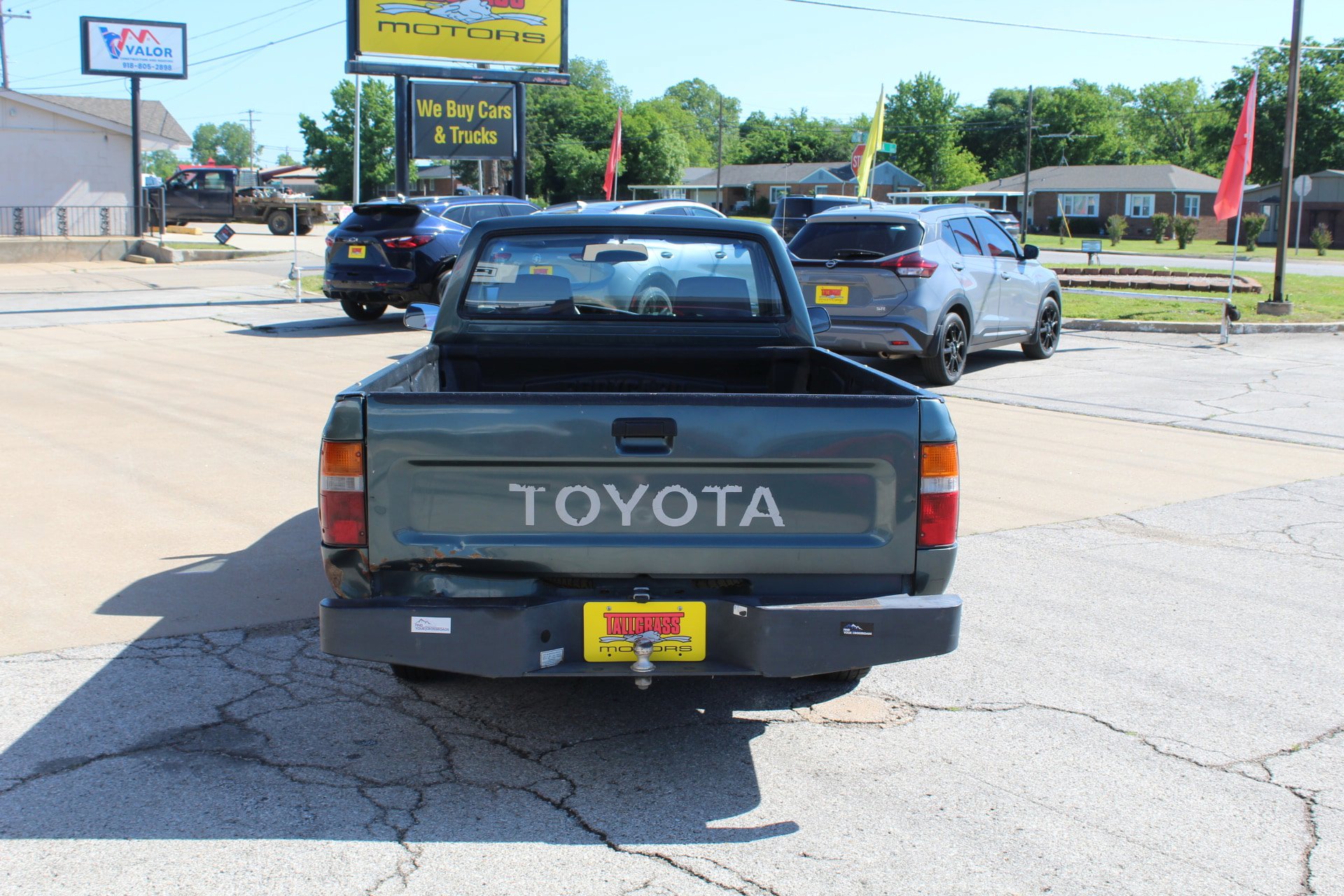 Used 1992 Toyota Pickup Deluxe RWD image 6