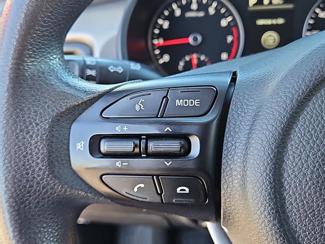 Used 2023 Kia Rio S w/ Technology Package image 16