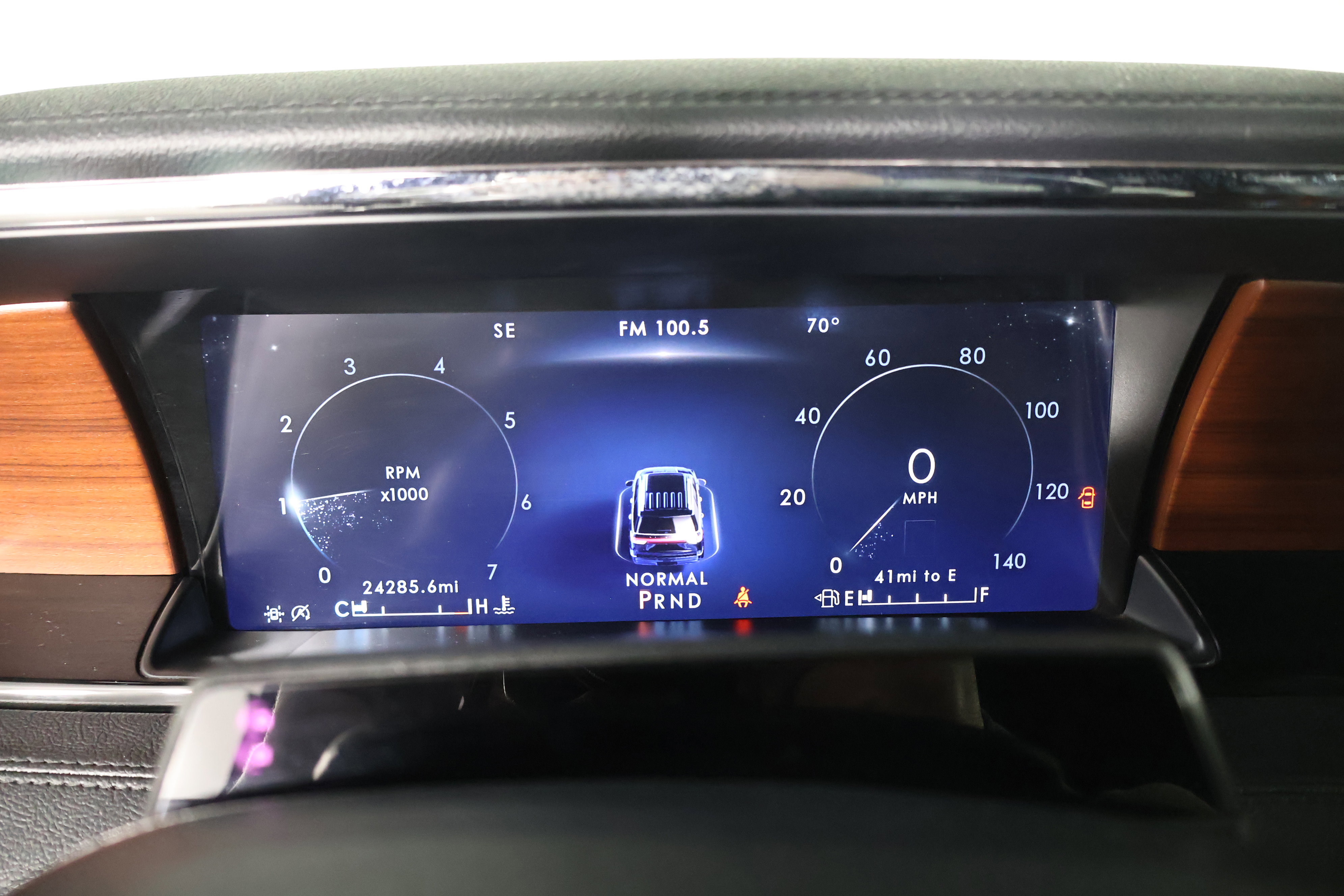 Used 2024 Lincoln Navigator Premiere image 20