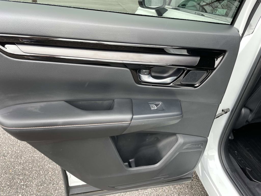 Used 2023 Honda CR-V Sport Touring image 12