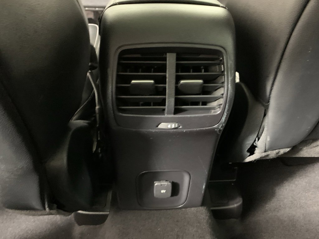 Used 2020 Ford Escape SEL image 34