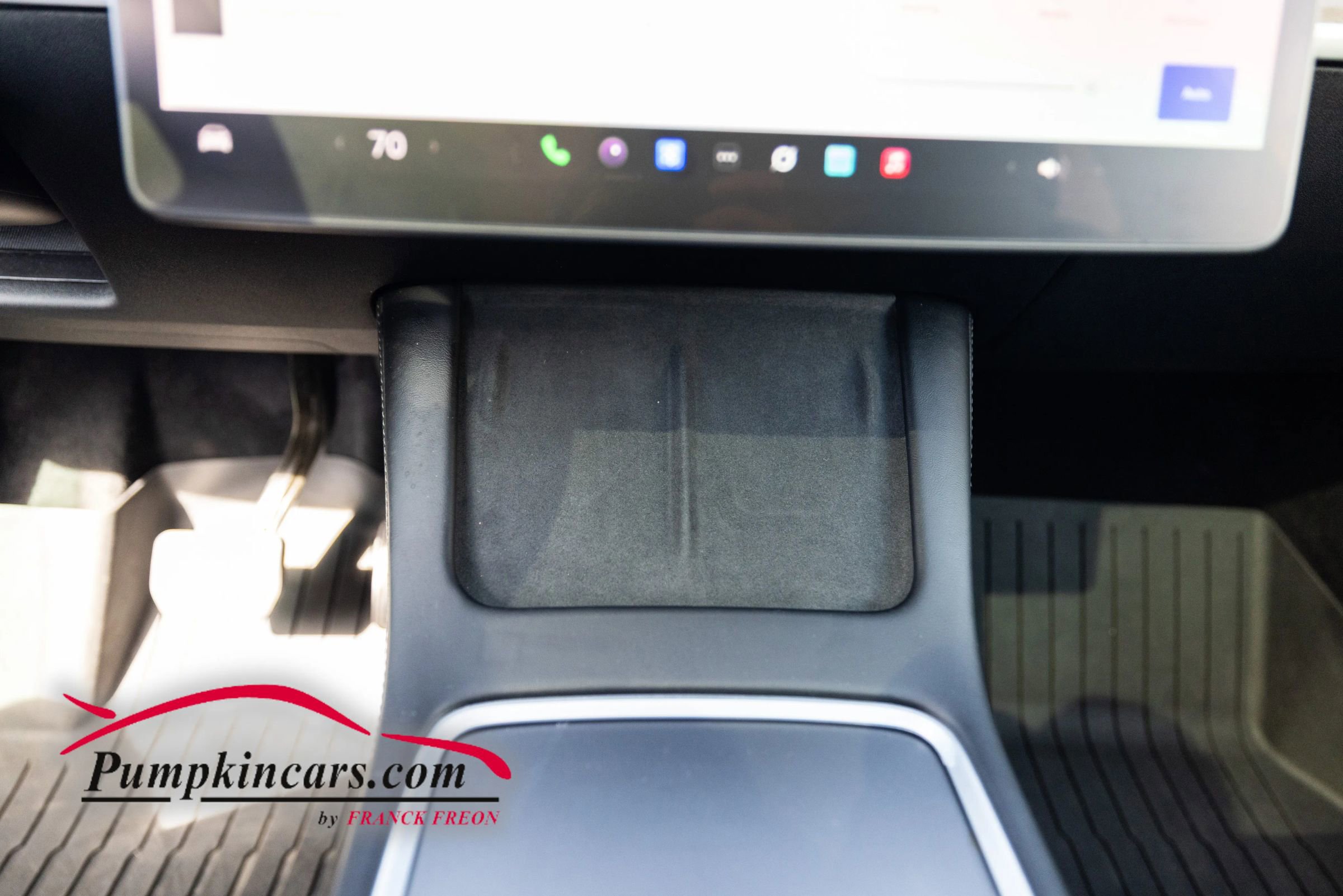 Used 2022 Tesla Model Y Long Range image 37