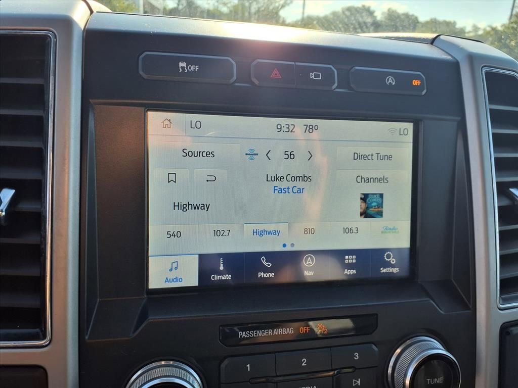 Used 2020 Ford F150 Lariat w/ Equipment Group 502A Luxury image 14