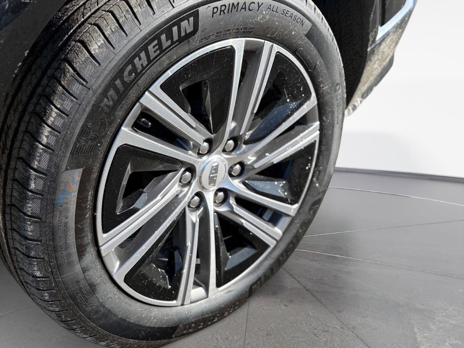 Certified 2025 Cadillac Lyriq Luxury image 8