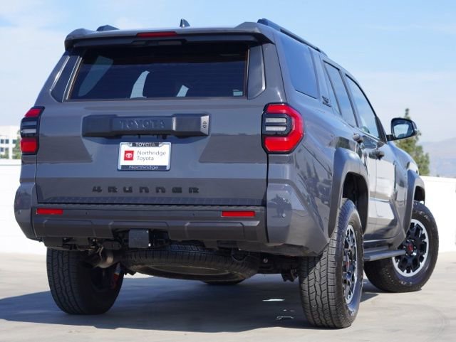 Certified 2025 Toyota 4Runner TRD Off-Road image 5